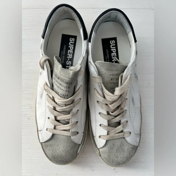 Golden Goose women’s sneakers - Picture 4 of 9